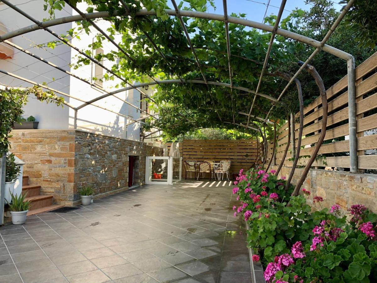 Апартаменты Dea House Финикас Экстерьер фото